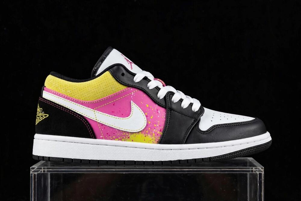 Size 8.5 Jordan 1 Low CW5564-001 Black Active Fuchsia Spray Paint Mens 2020